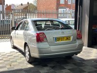 TOYOTA AVENSIS
