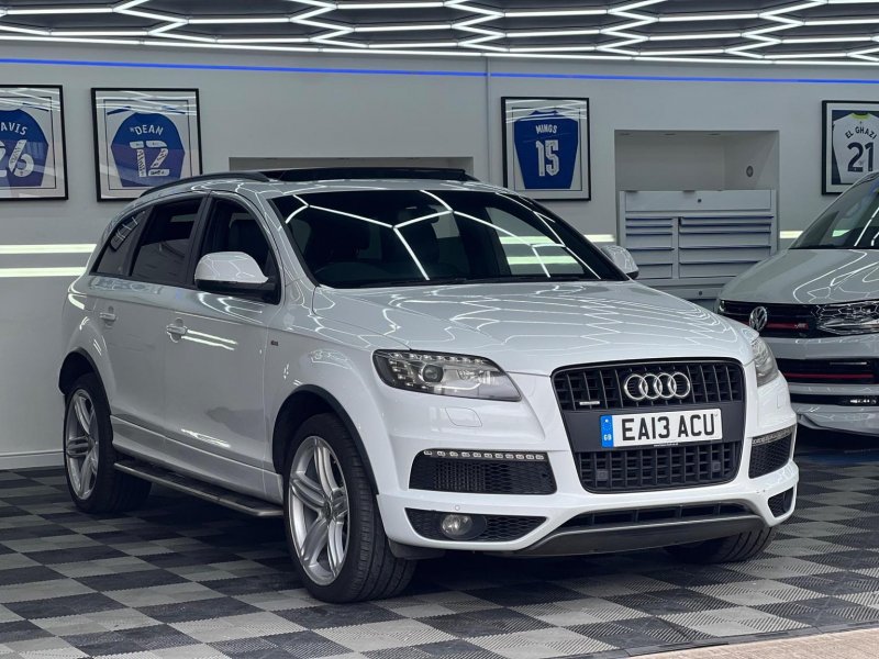 AUDI Q7