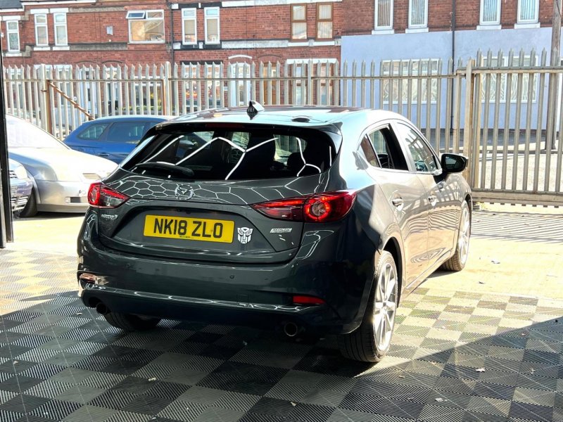 MAZDA MAZDA3