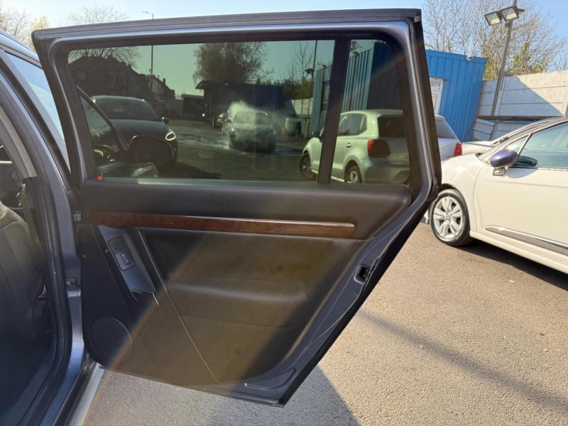 VAUXHALL VECTRA