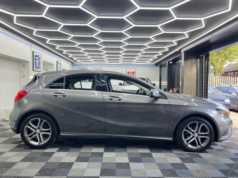 MERCEDES-BENZ A CLASS