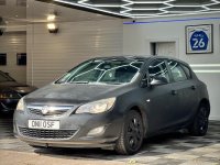VAUXHALL ASTRA