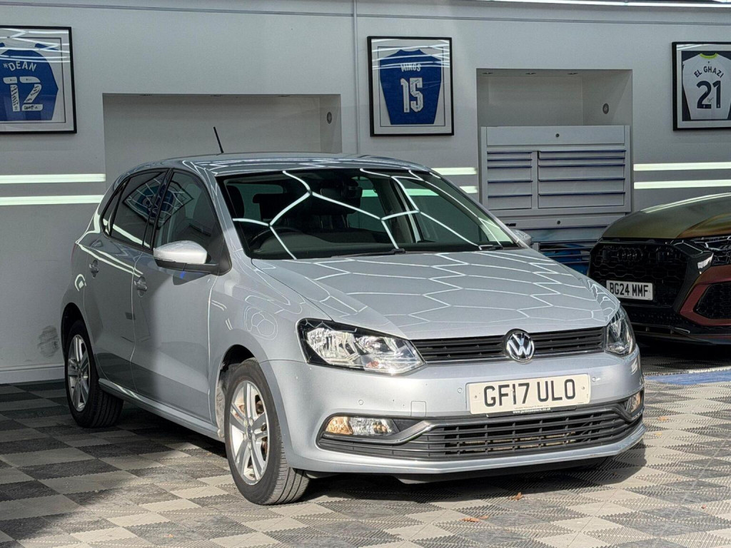 2017 Volkswagen POLO